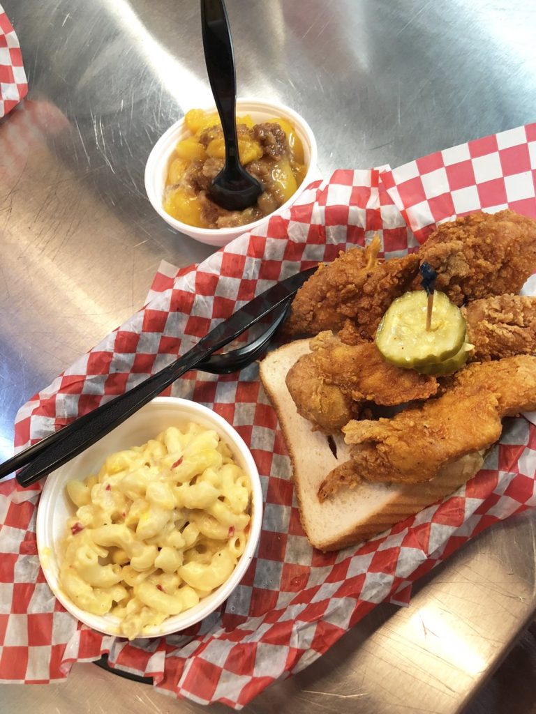 hatty bs hot chicken nashville