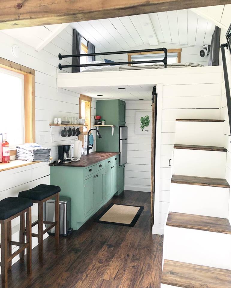 charleston airbnb tiny house