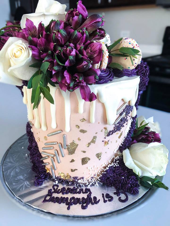 ecbg studio custom cake sweating champagne